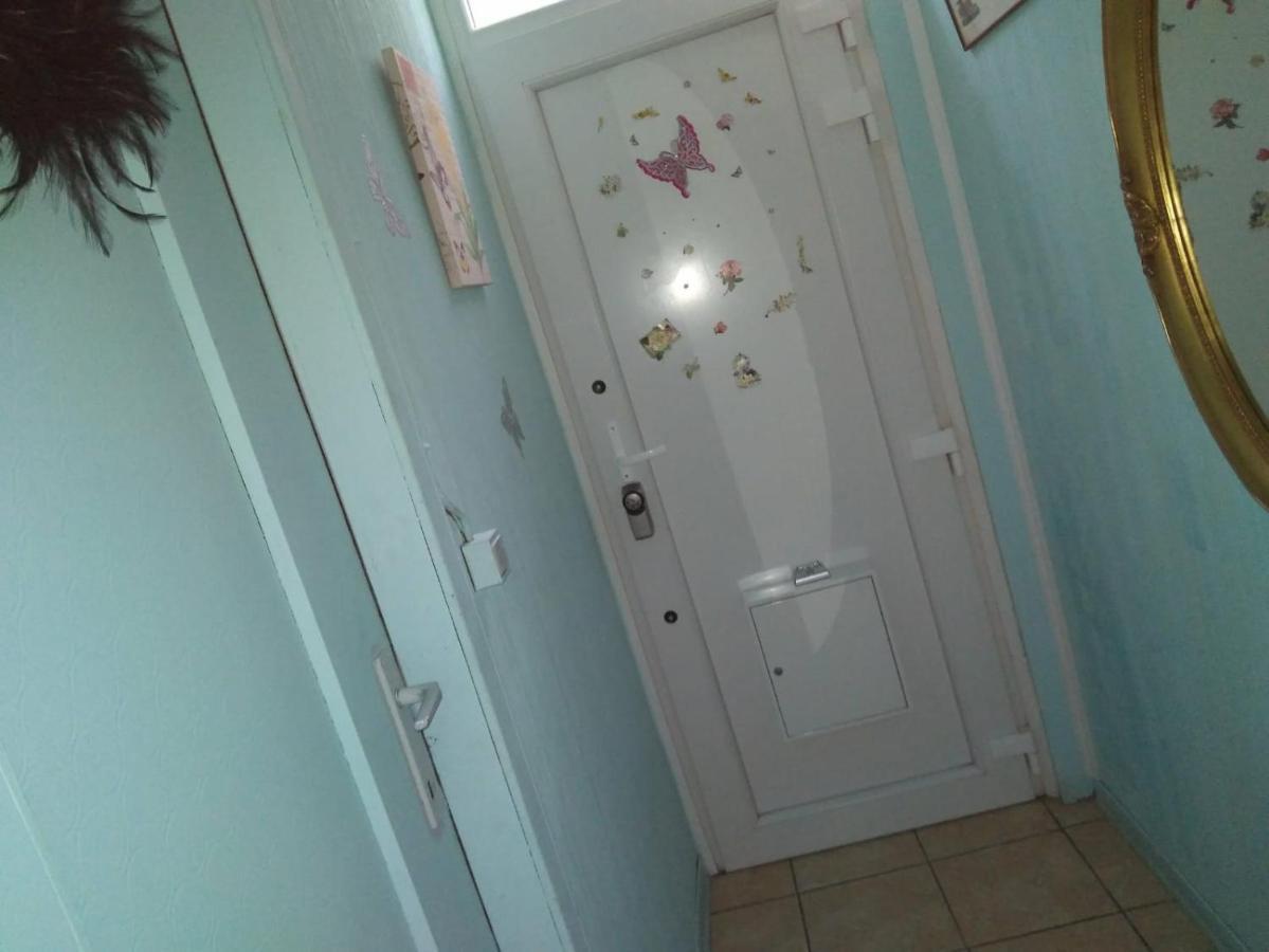 Room In Studio - Studio Nearby Central Station Antwerpen Ngoại thất bức ảnh